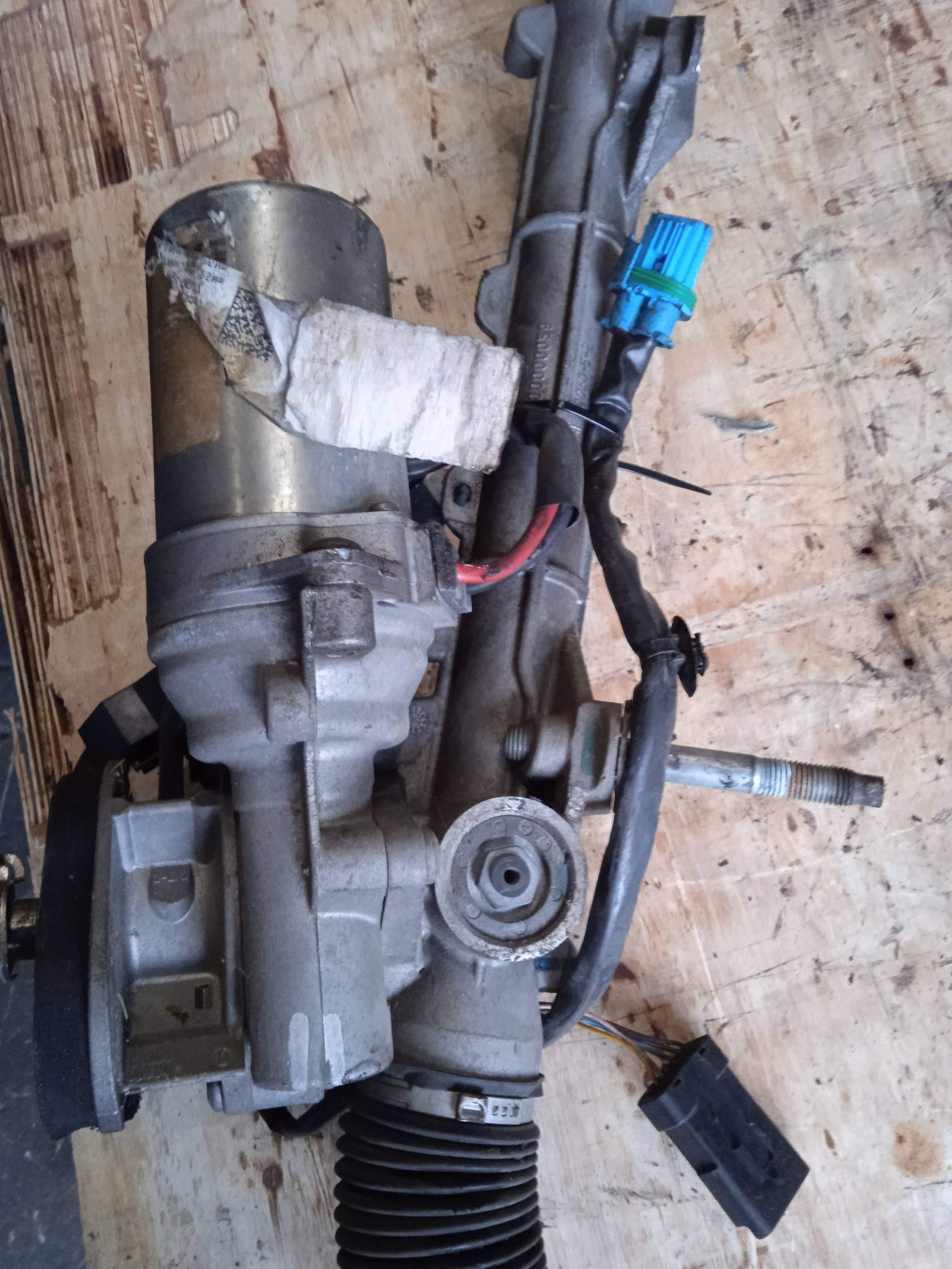 Scatola sterzo servoassistita